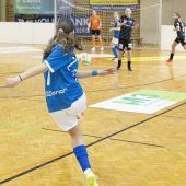 „Ma hilft“ unterstützt Mädchen-Fußball mit Herz. »A5