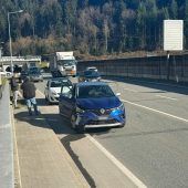 Drei Autos in Unfall verwickelt