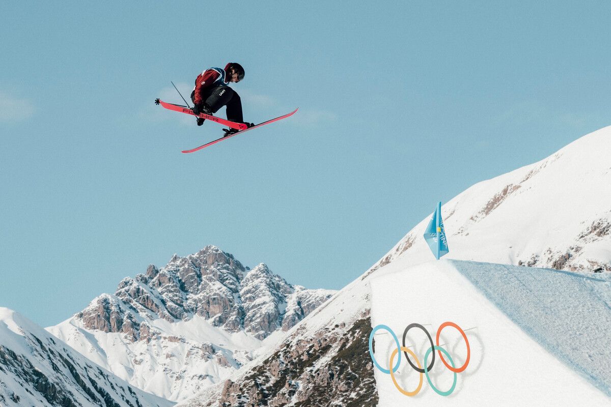 Freeskier Julius Forer hat sich für den Big-Air-Bewerb viel vorgenommen.⇒gepa