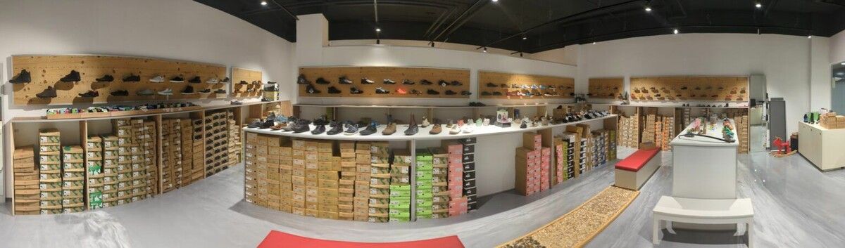 Geschäft des Unternehmens im Feldkircher Illpark. ⇒FA