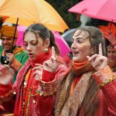 „Ure, Ure Hafoloab“ trotz Regen