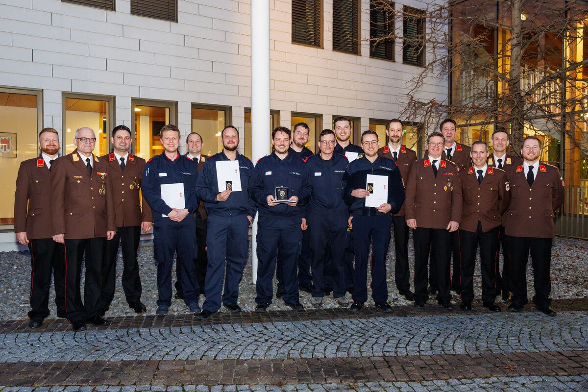 Rund 30 Feuerwehrleute haben das Feuerwehr-Leistungsabzeichen in Gold am Samstag erfolgreich abgelegt.⇒Land Vorarlberg/B. Hofmeister
