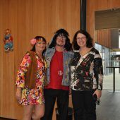 „Die wilden 70er Hippies Flower – Power“