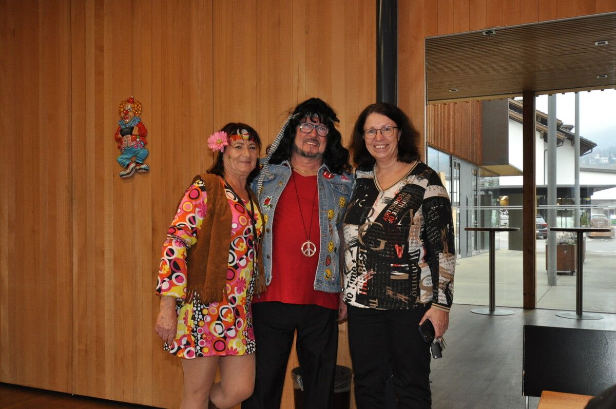 Sibylle und Hartwig Töpfer mit Bürgermeisterin Alexandra Schallert. ⇒Hans Bösch