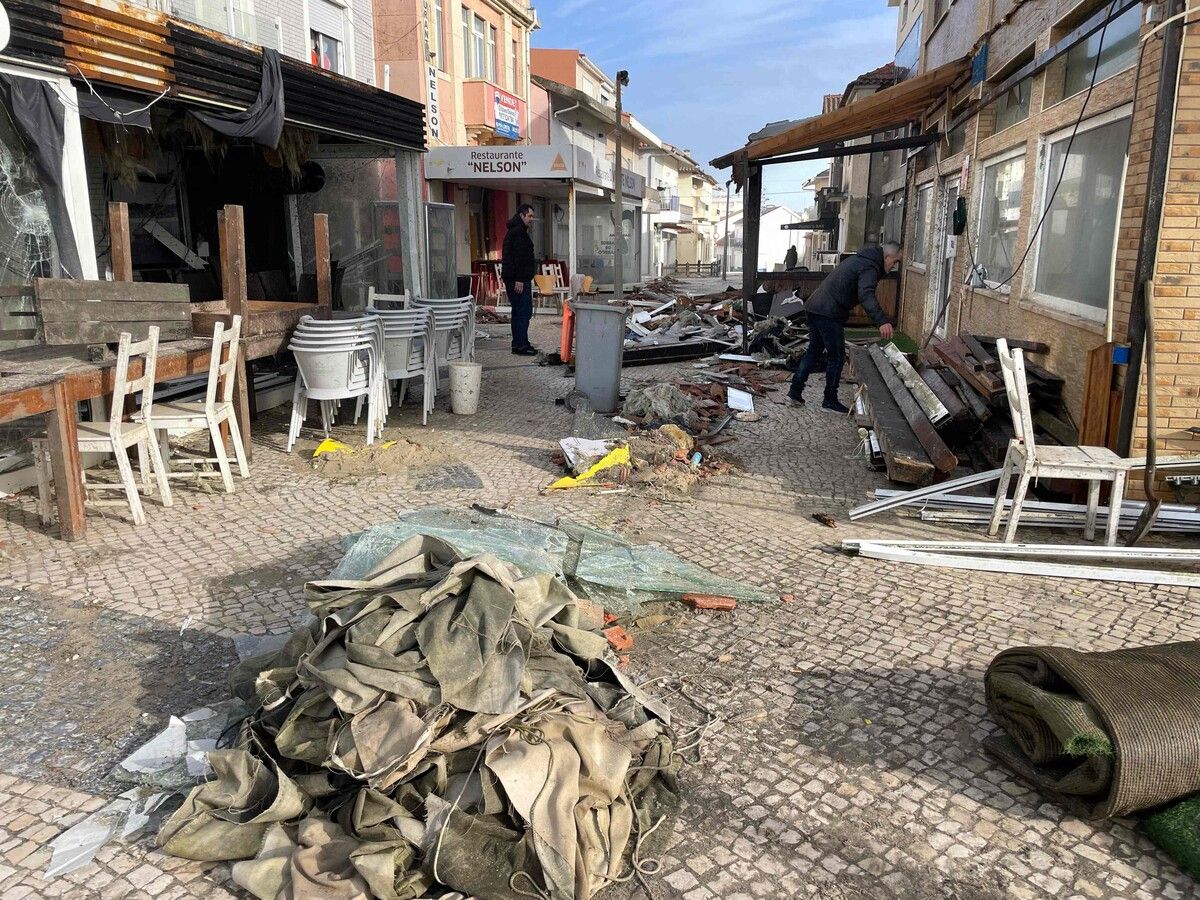 Sturm Kristin forderte mitte der Woche fünf Menschenleben. 450.000 Haushalte waren ohne Strom. Der nächste große Sturm ist schon im Anmarsch auf Portugal.⇒afp