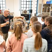 Mädchen erleben technische und handwerkliche Berufe