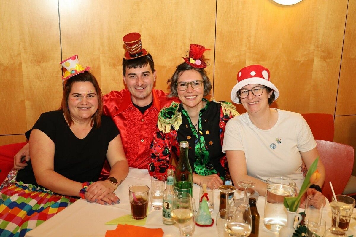 Viel Spaß beim Kaffeekränzle in Eichenberg. ⇒CHF (2)