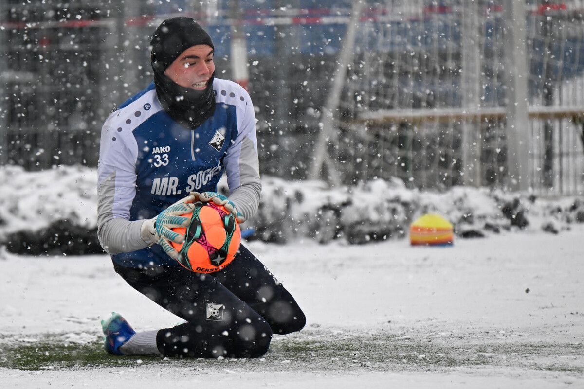 Wieder zwickt die Bandscheibe und Paul Piffer muss länger pausieren.⇒gepa