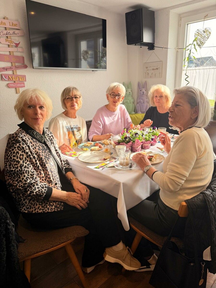 45 Seniorinnen von Vorarlberg 50Plus Hard feierten den Weltfrauentag bei einem genussvollen Brunch. ⇒Vorarlberg 50Plus Hard