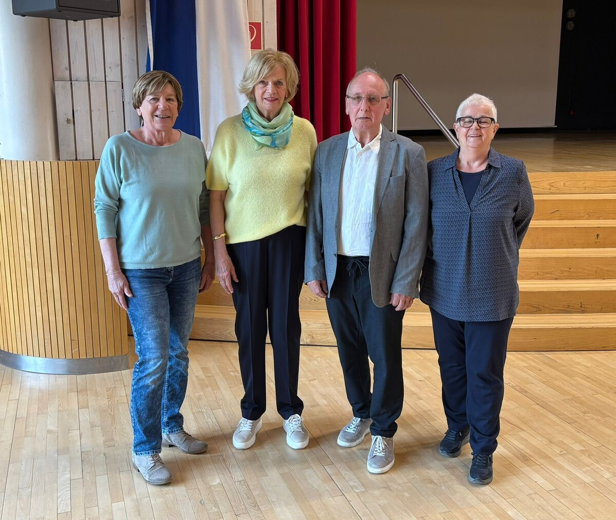 56 Mitglieder nahmen an der Vollversammlung teil und bestätigten den Vorstand einstimmig. ⇒VPlus Klaus