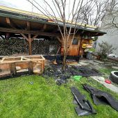 Nachbarn schlagen Alarm: Feuer in Stall – drei Tiere sterben