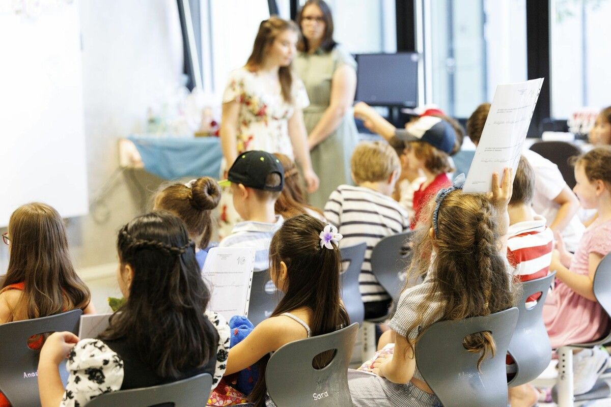 An den Schulen gab es erst kürzlich das Semesterzeugnis. Die Kompetenzen liegen im Österreich-Vergleich etwas unter dem Durchschnitt. ⇒APA