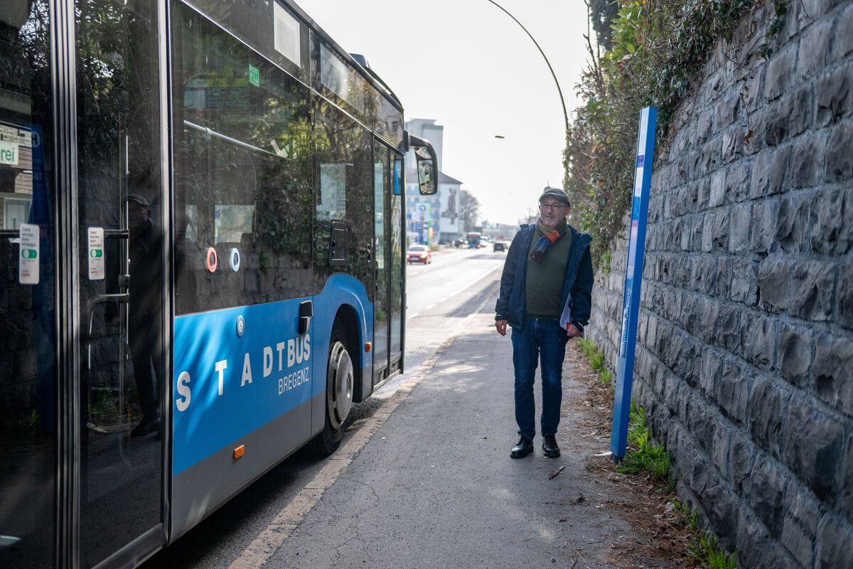 „Bei vielen Haltestellen gibt es Luft nach oben“, weiß Peter Jakubitz aus Bregenz aus Erfahrung. ⇒VN/Rhomberg