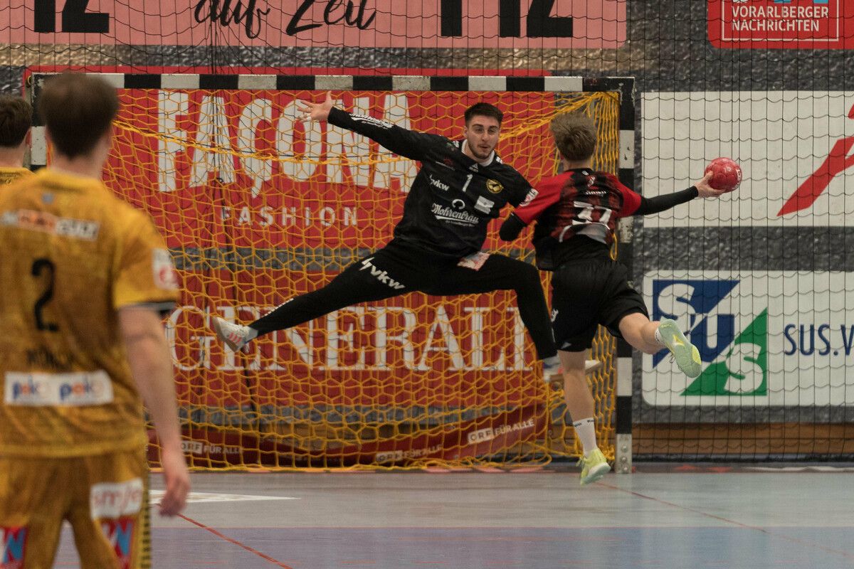 Berin Brkic lieferte eine Topleistung ab. Der 21-Jährige hatte in Halbzeit eins eine Quote von 52,4 Prozent an gehaltenen Bällen und am Ende standen 31 Prozent zu Buche.⇒