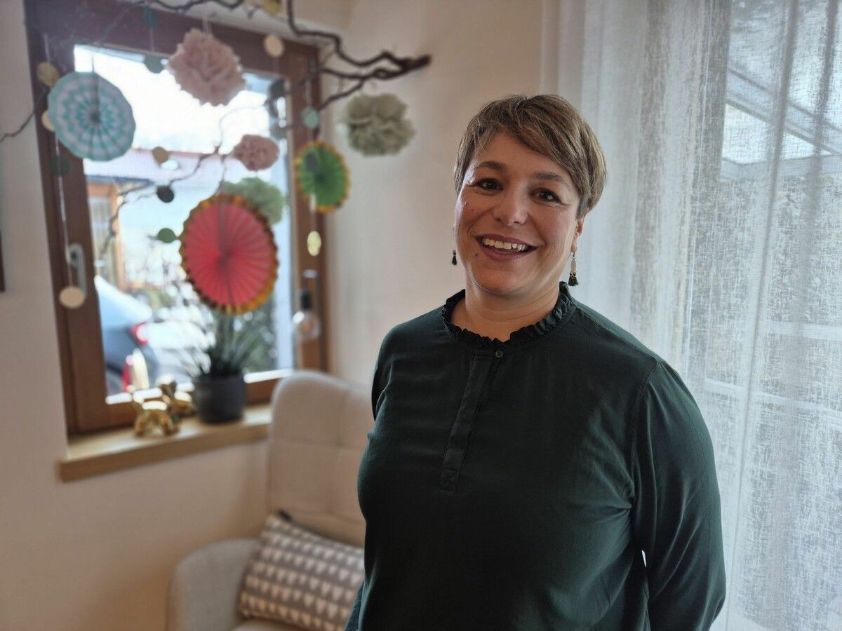 Bianca sagt, sie habe sechs Kinder, doch nur eines davon lebt. ⇒VN/JUN