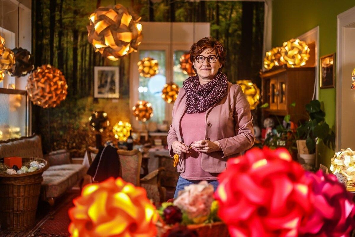 Birgit Sargant in ihrem Atelier in Dornbirn. ⇒vn/steurer (2)