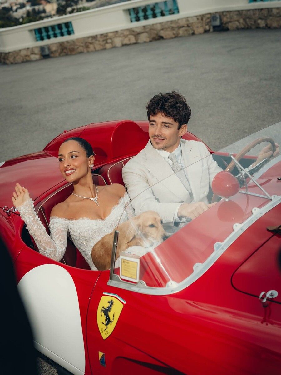 Charles Leclerc postete auf Instagram Fotos und Videos von seiner Hochzeit mit Alexandra Saint Mleux.⇒instagram