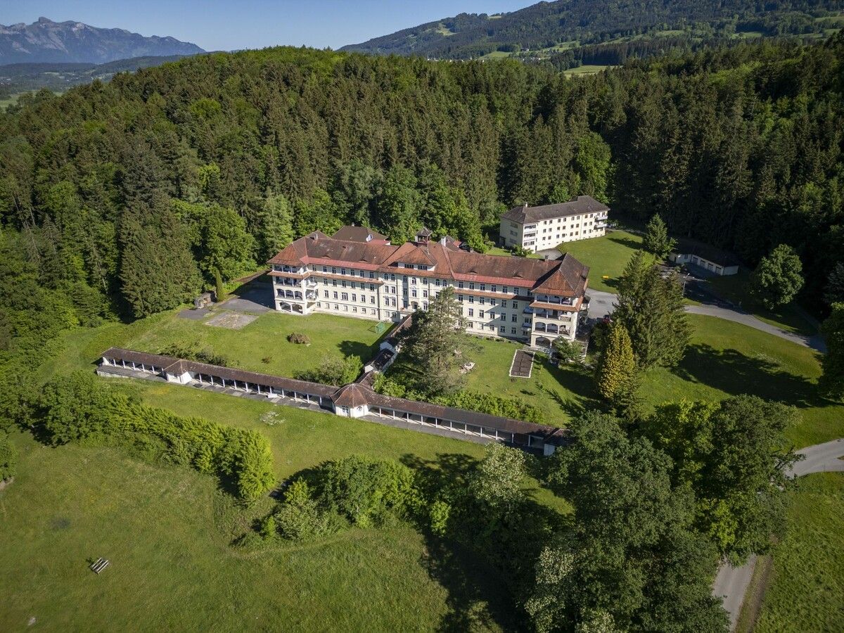 Das Flüchtlingsquartier in Gaisbühel sorgt weiter für Diskussionen. ⇒VN/Paulitsch