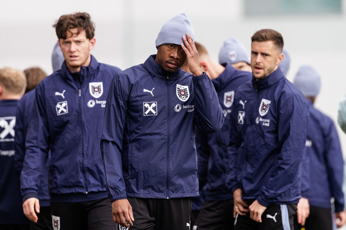 David Alaba (im Bild mit Michael Gregoritsch/links und Christoph Baumgartner/rechts) wird gegen Südkorea zum Einsatz kommen.⇒gepa