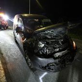 Auto kracht in Lochau gegen Transporter