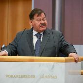 Kinz entschuldigt sich