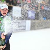 Lindvik im Wind am weitesten