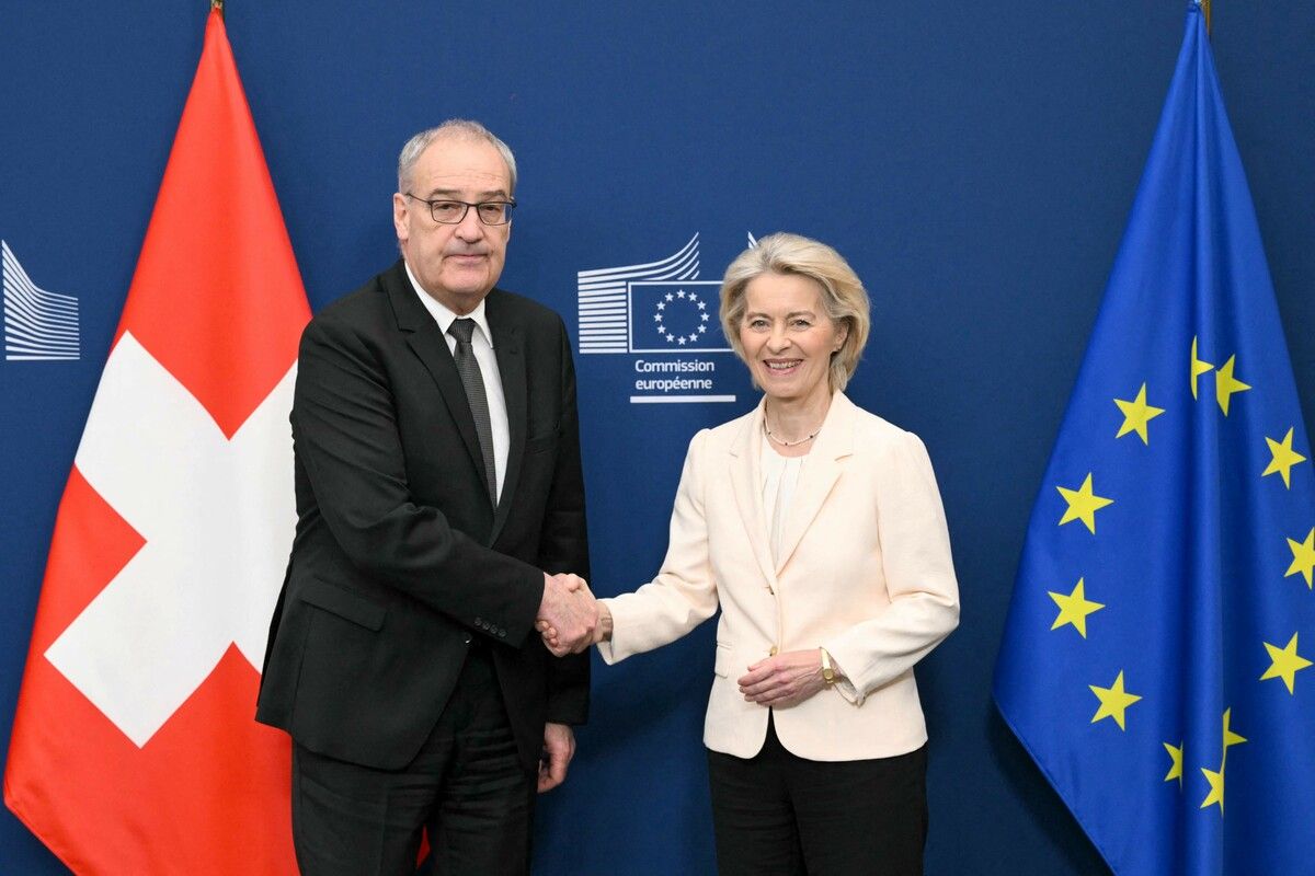 Der Schweizer Bundespräsident Guy Parmelin und EU-Kommissionspräsidentin Ursula von der Leyen sind sich einig.⇒AFP