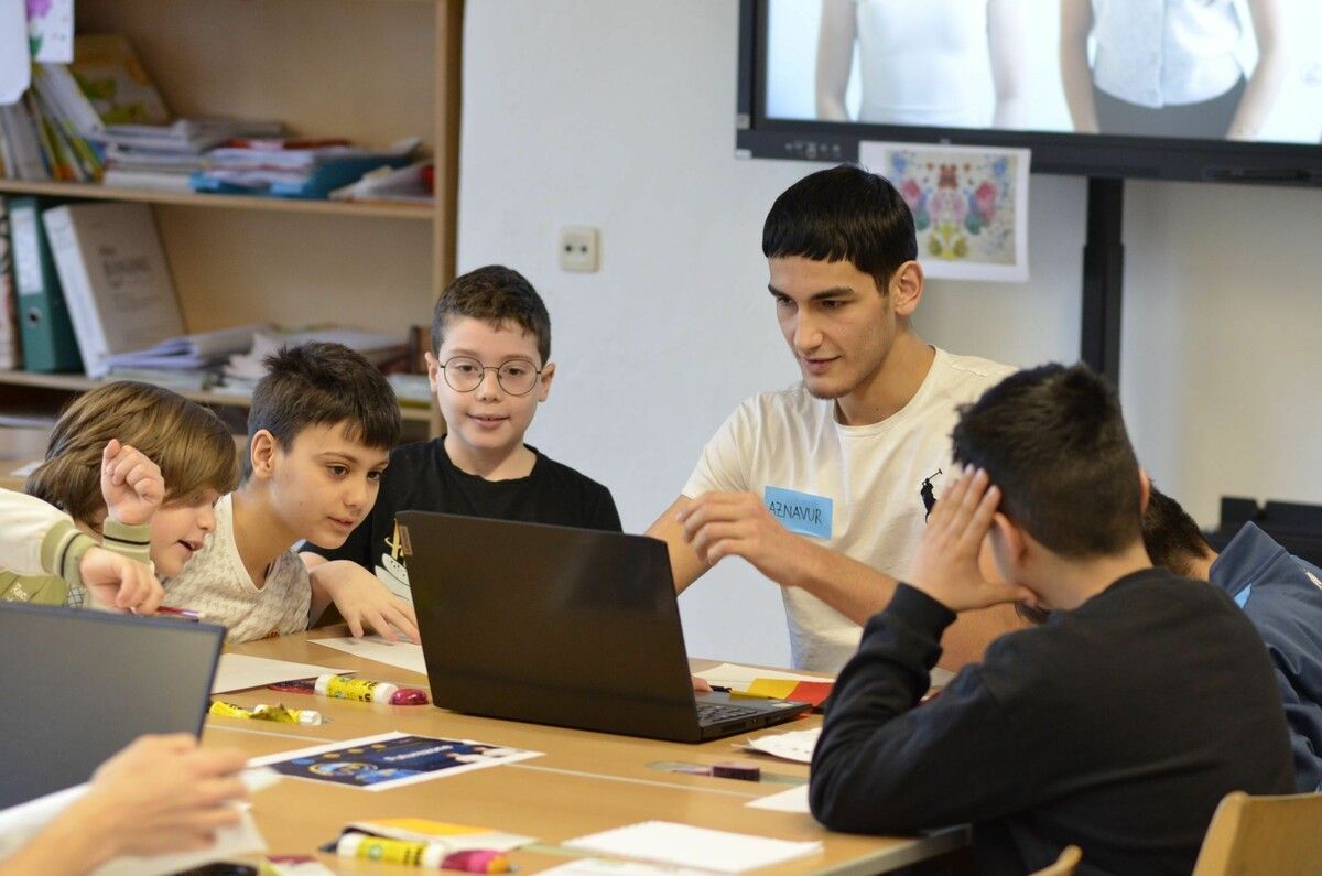 Der Vormittag stand ganz im Zeichen von Kreativität, Teamarbeit und neuen Ideen.⇒Laurence Feider (2)