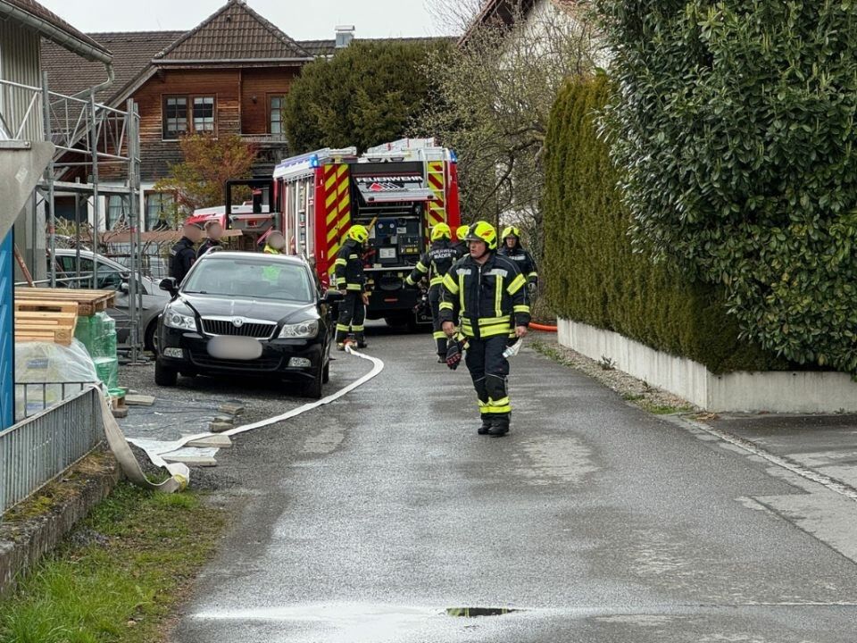 Die Feuerwehr konnte den Brand rasch unter Kontrolle bringen.⇒VOL.at/Strobel