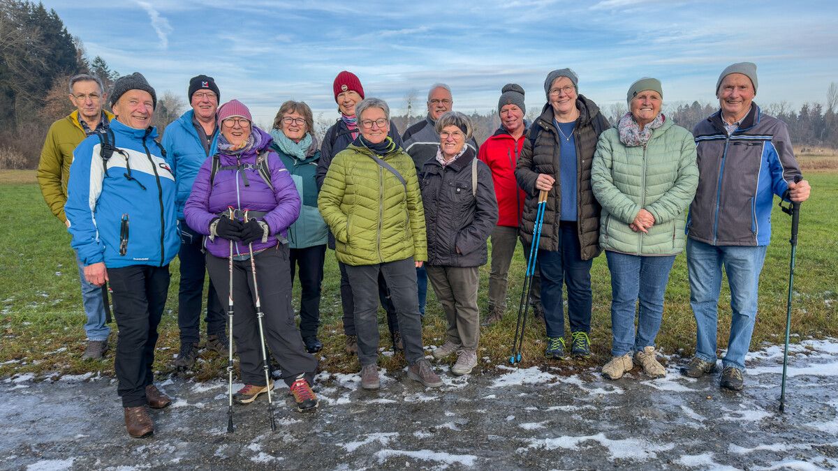 Die Winterwanderung entlang des Alten Rheins begeisterte mit stiller Landschaft, Eisflächen und gemeinsamer Zeit in der Natur. ⇒Vorarlberg 50Plus Höchst