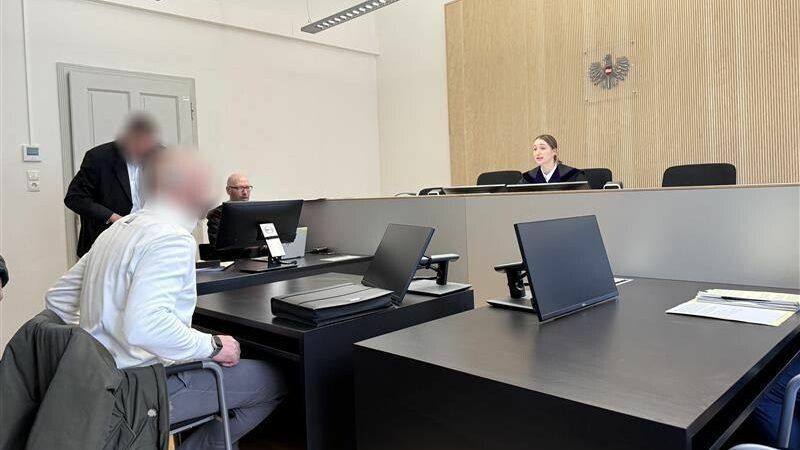 Ein bislang unbescholtener 52-Jähriger steht vor dem Landesgericht Feldkirch.⇒VN/SKÖ