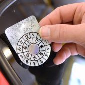Vorarlberger Verkehrsabteilung deckte Schindluder mit Pickerl-Vergabe auf