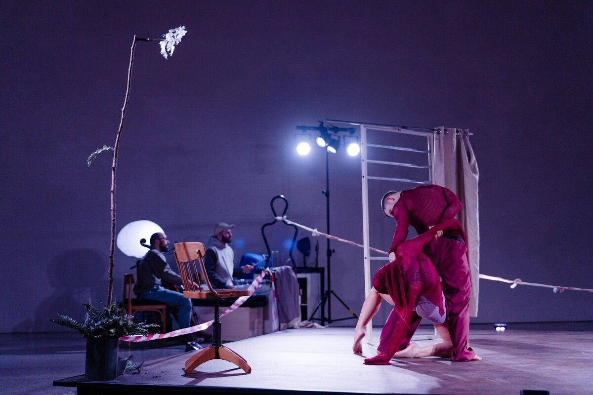 Ein tolles Ensemble und ein beeindruckendes Gesamgtkunstwerk.⇒Sarah Mistura