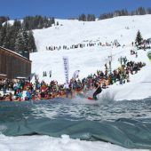 Slide & Fly in Laterns: Wassershow auf 1570 m