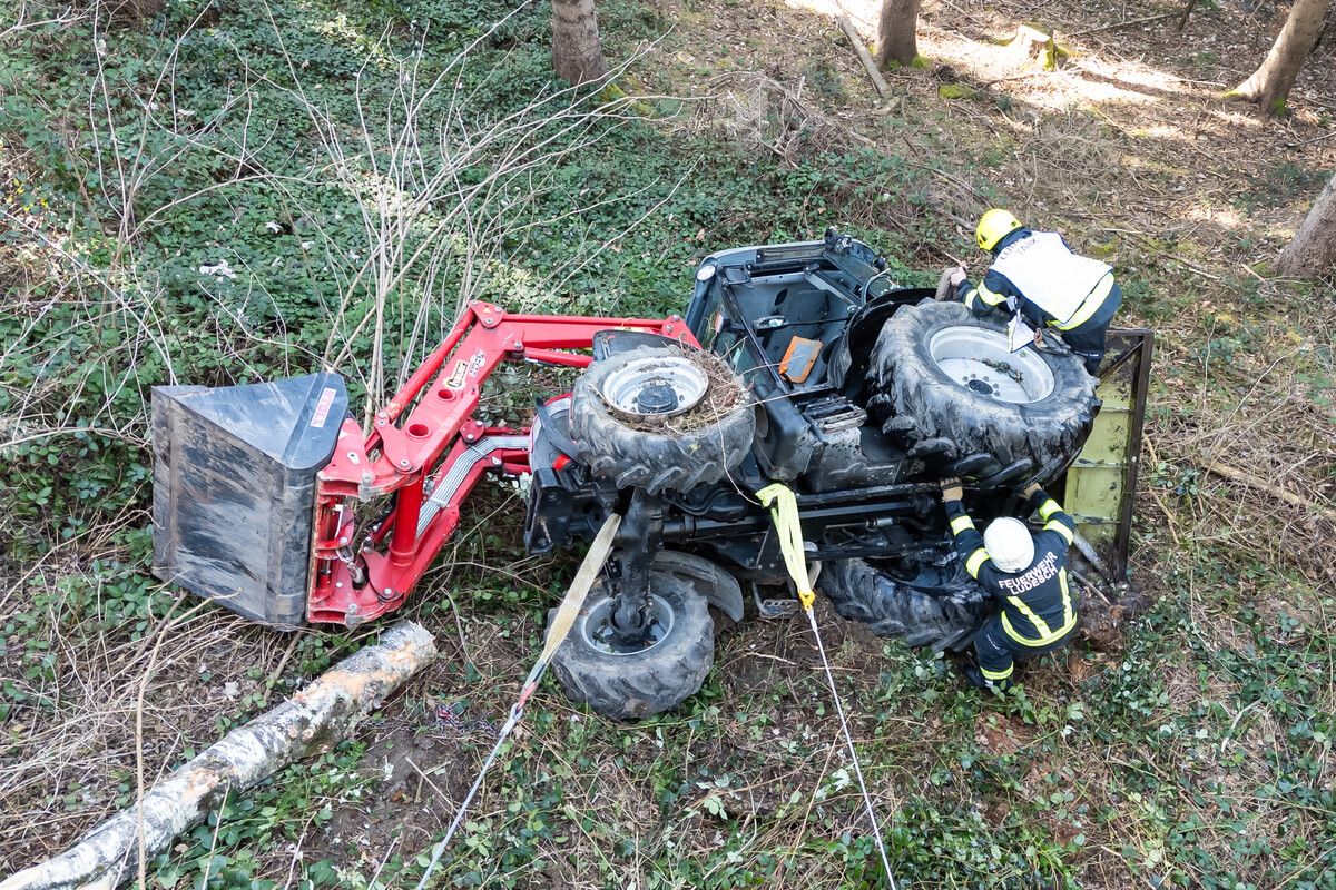Traktor abgestürzt