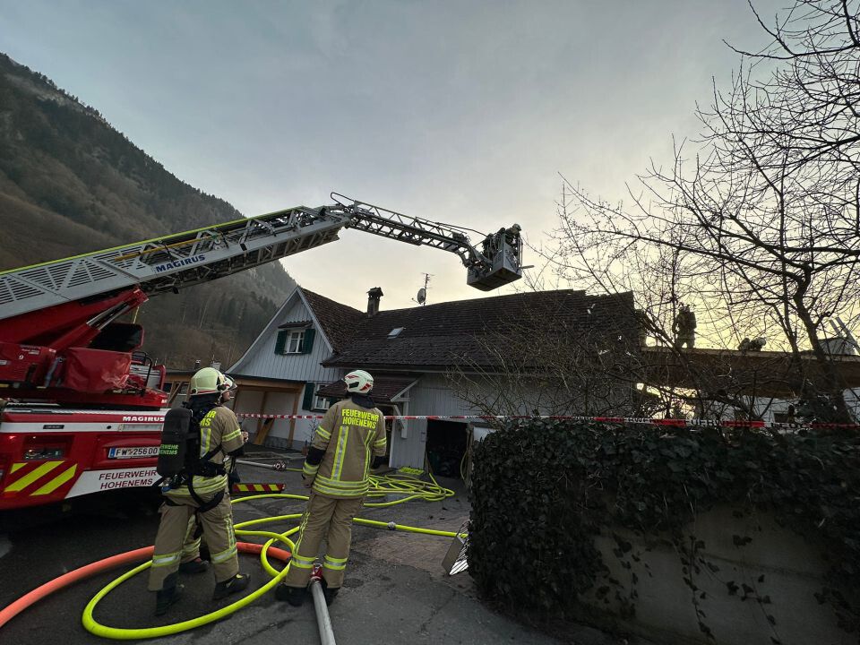 Dachstuhlbrand in H0henems