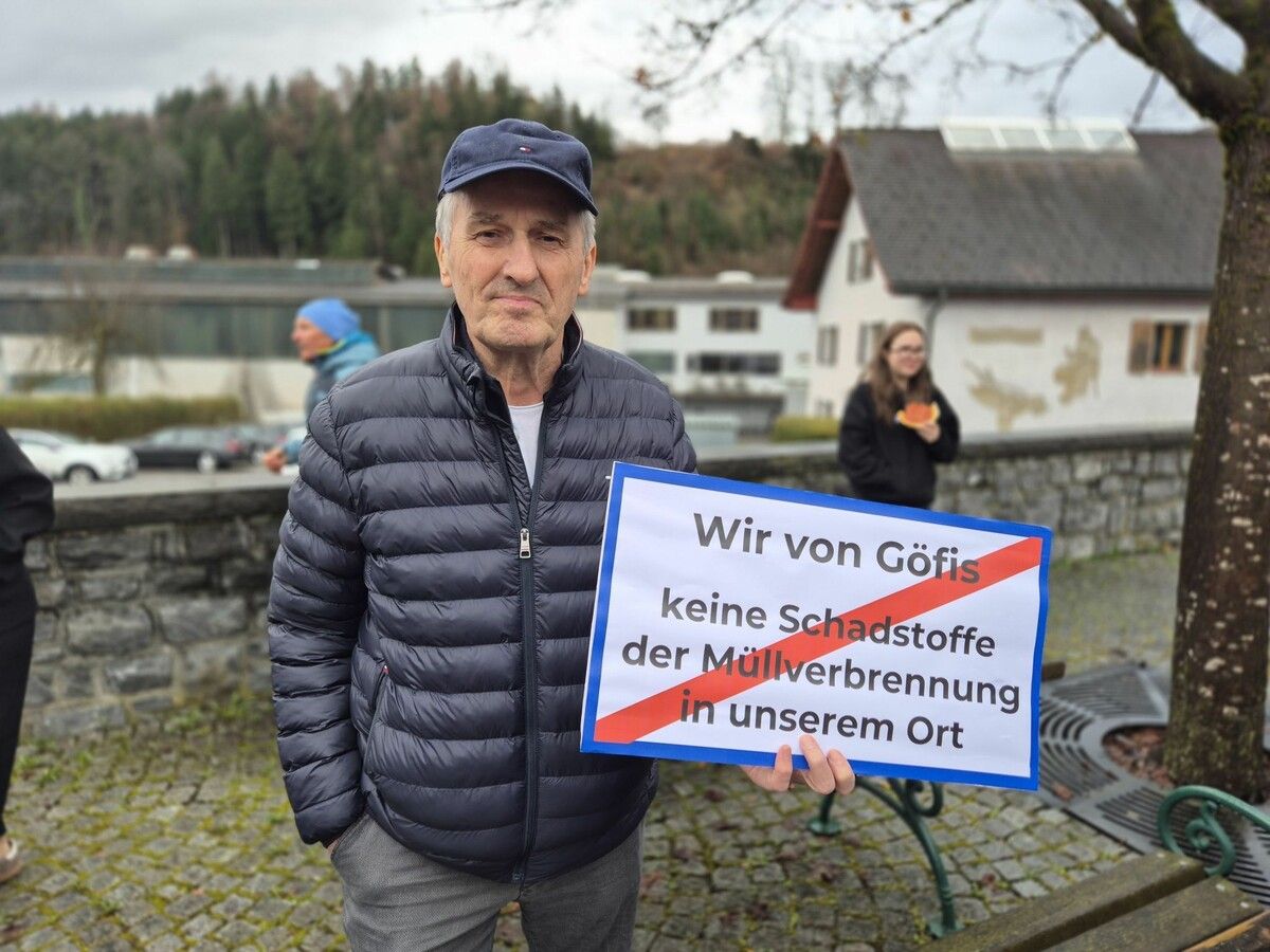 „Luft kennt keine Grenzen“: Weiterer Protest gegen das Rondo-Reststoffkraftwerk. »??