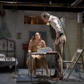 Béla Bartóks „Herzog Blaubarts Burg“ im Landestheater. »D6