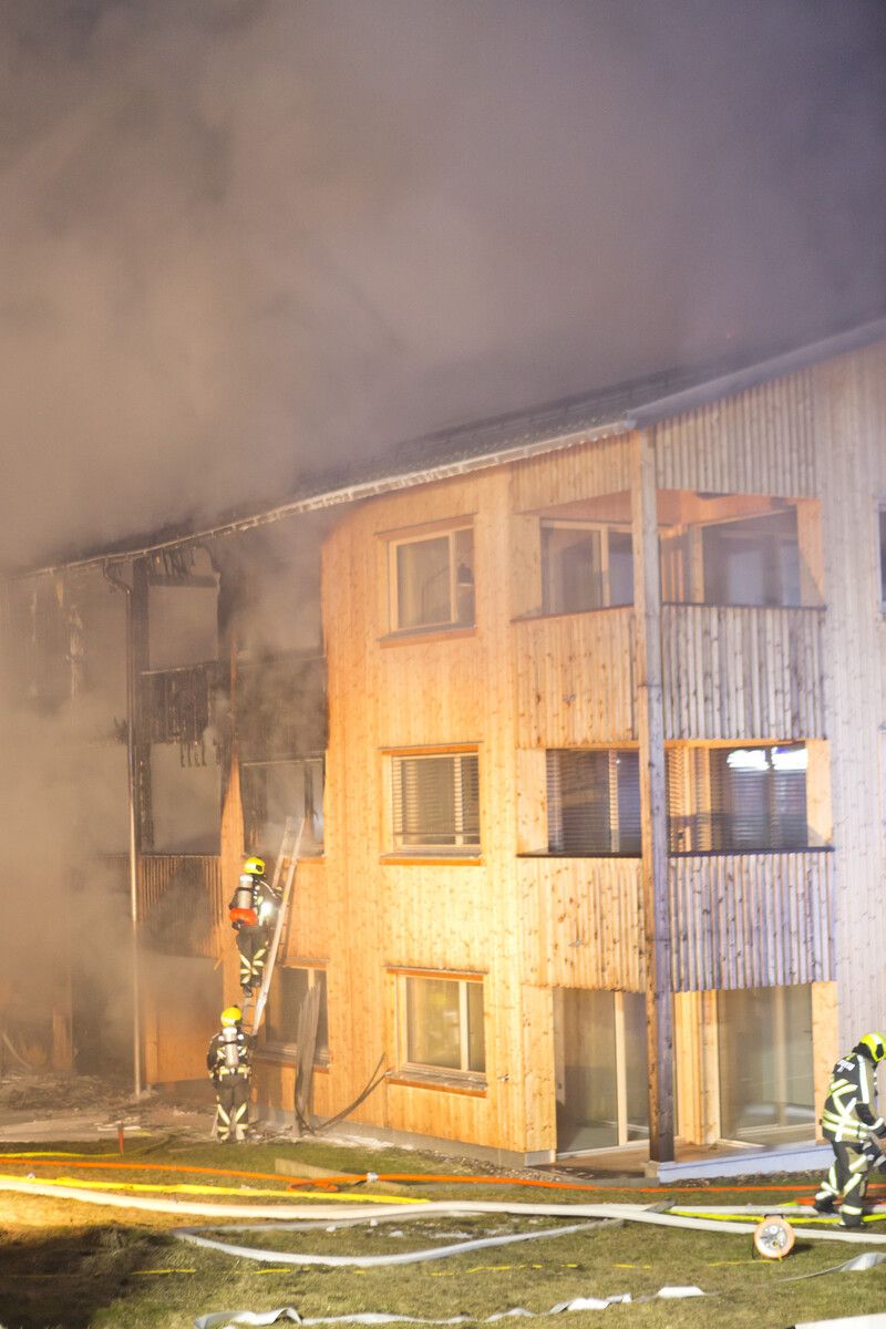 Nach Brandstiftung sucht Gemeinde Au Notquartiere. »A10