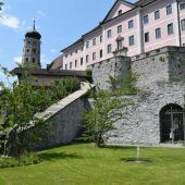 Schlossgarten öffnet Türen