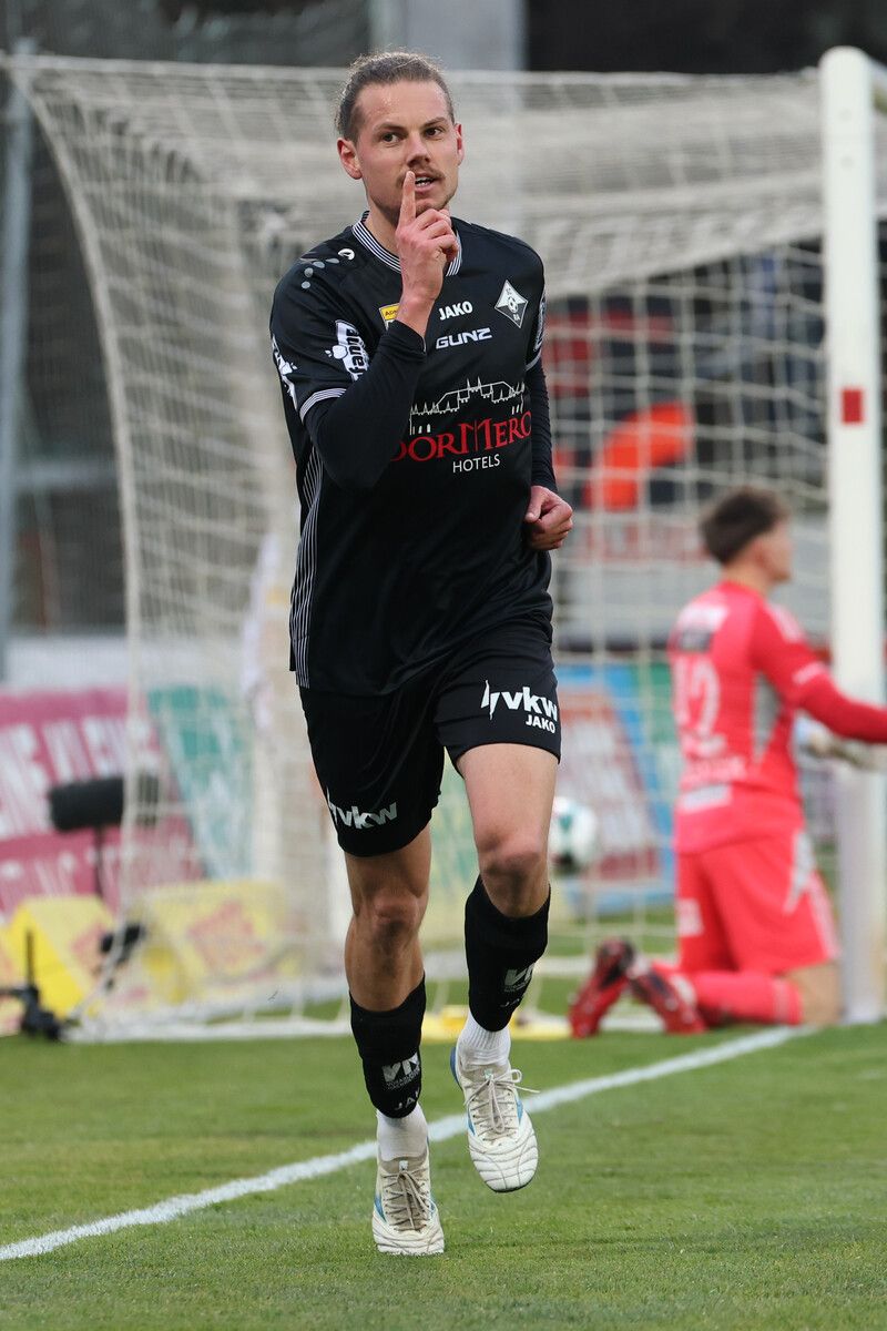 Glück und Greil  sichern Altach einen Punktgewinn. »C1