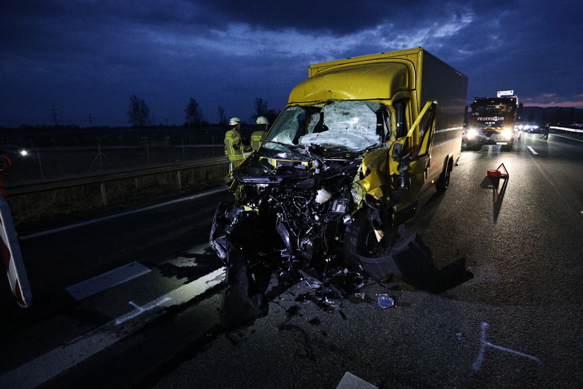 Auf Sattelzug aufgefahren