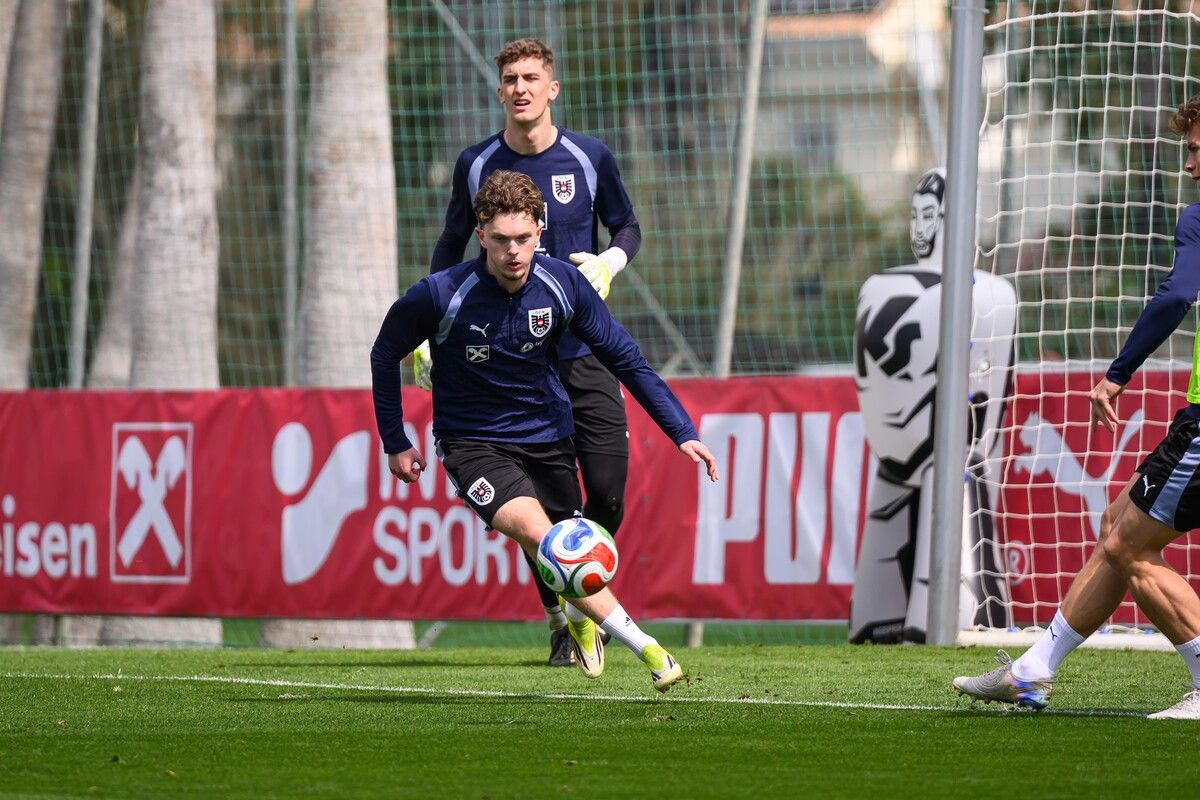 Fühlte sich gleich in der ersten Trainingseinheit sehr wohl: Eindhoven-Legionär Paul Wanner.⇒gepa