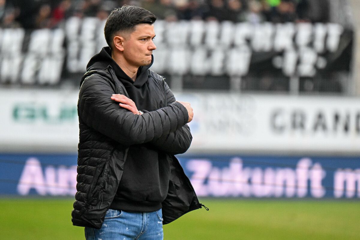 Genau hinschauen hieß es dieser Tage für SCRA-Coach Ognjen Zaric.⇒gepa