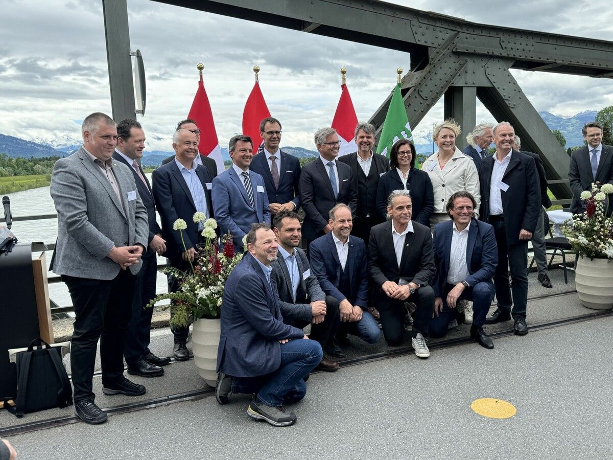 Im Mai vor knapp zwei Jahren wurde Rhesi bei der Unterzeichnung des Staatsvertrages gefeiert. Doch die Umsetzung wird ein langer Weg. ⇒VO.ATL/JW