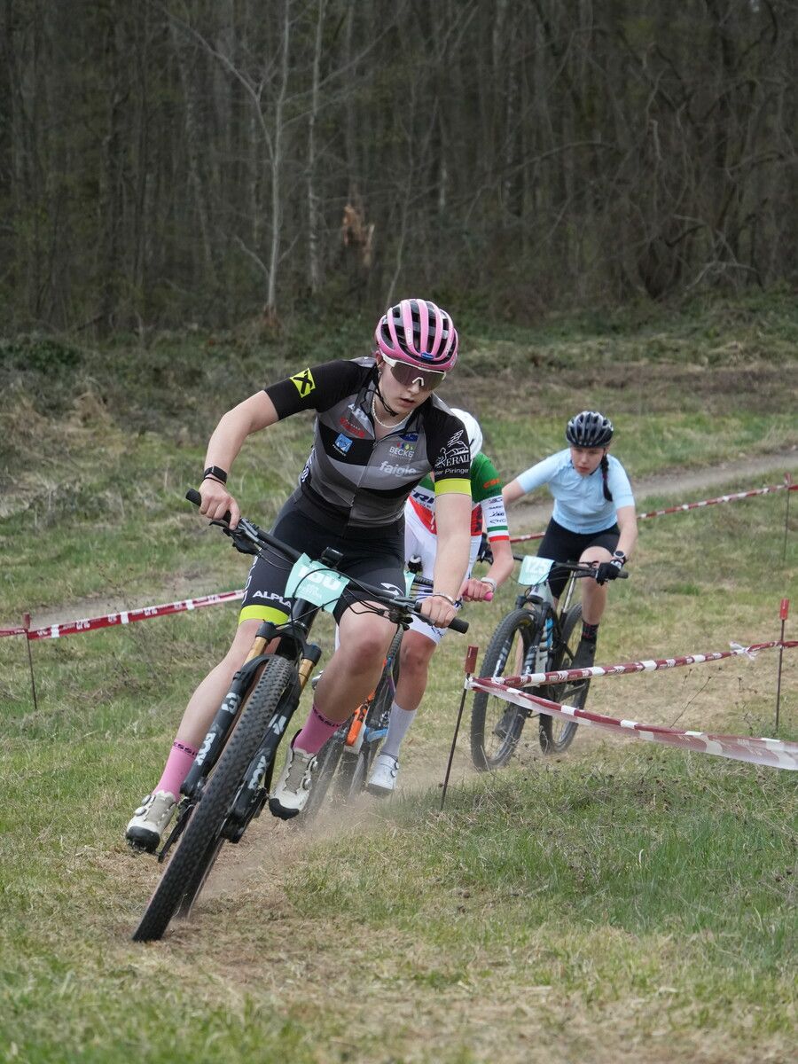 Johanna Piringer holte in drei Rennen jeweils einen Podestplatz. ⇒Privat