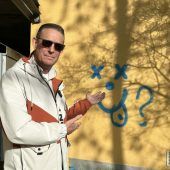 Sprayer beschmiert Wohnanlage: „Das ist nicht mehr zum Lachen“