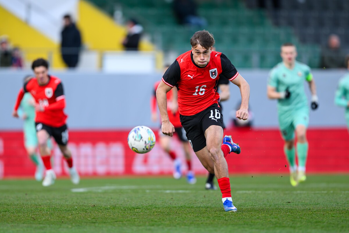 Kraftvoller Antritt von Christopher Olivier, der beim Heimsieg gegen Belarus über 90 Minuten im Einsatz war.⇒gepa