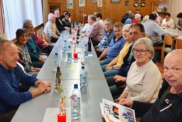 Kulinarischer Aschermittwoch im Clubheim mit Funkaküchle und Heringsschmaus. ⇒
⇒
PVÖ Bürs