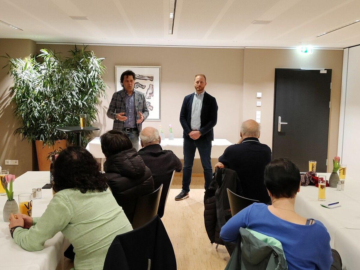 Levnerinnen und Levner nutzten den Ortsteilsprechtag für einen offenen Austausch mit der Stadtpolitik.⇒Henning Heilmann (3)